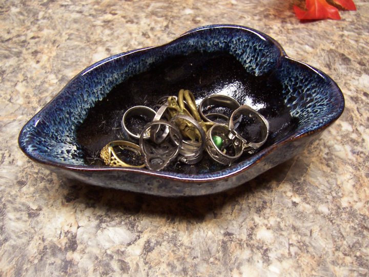 Rutile Blue Leaf Bowl